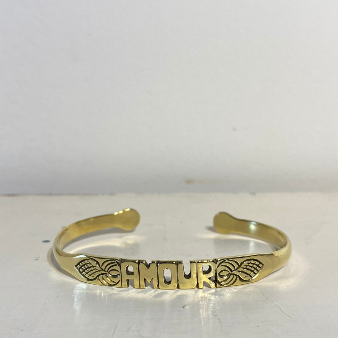 BRACELET EN LAITON GRAVÉ - "AMOUR"