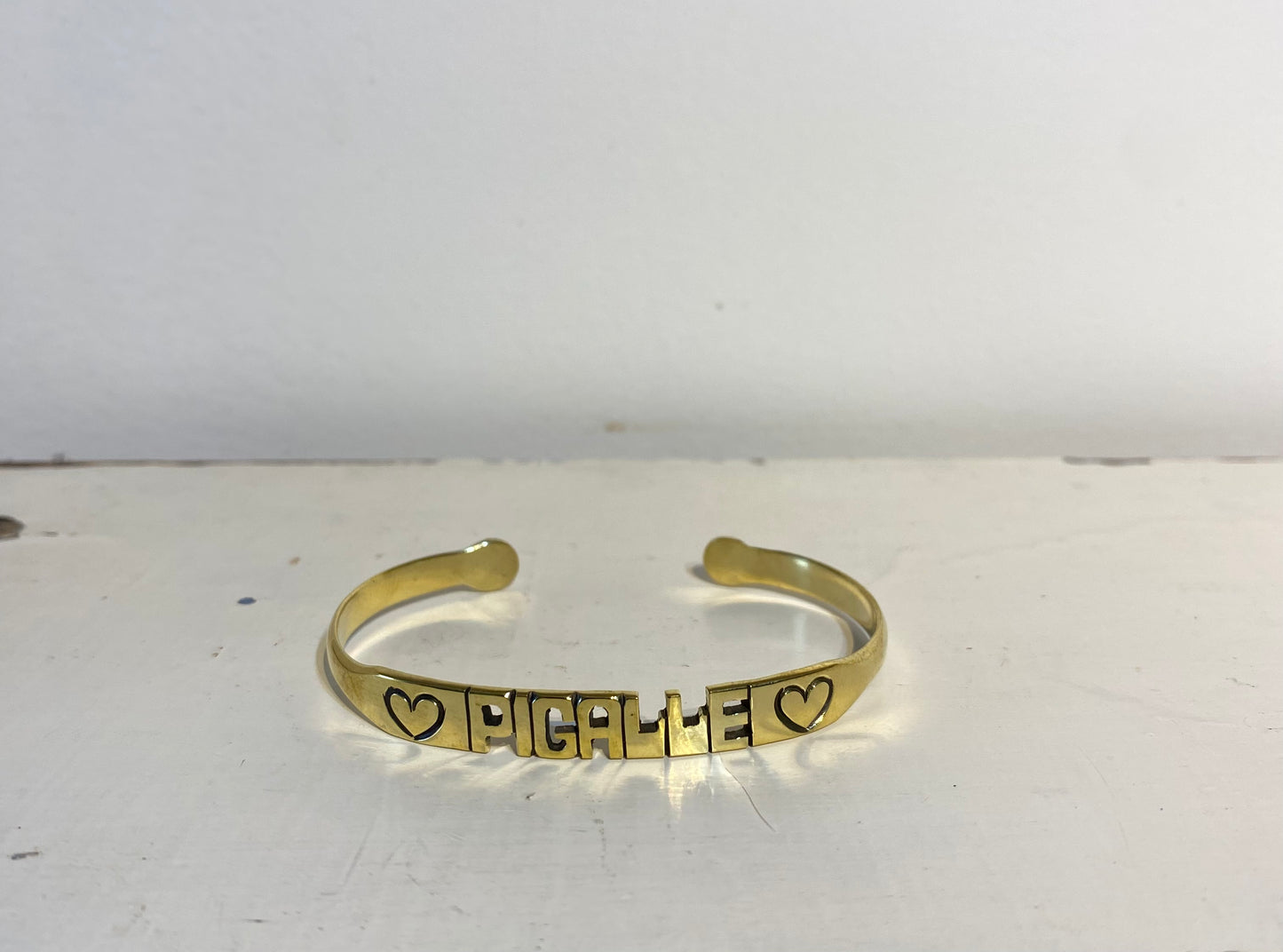 BRACELET EN LAITON GRAVÉ - "VILLE ou PAYS ou QUARTIER"