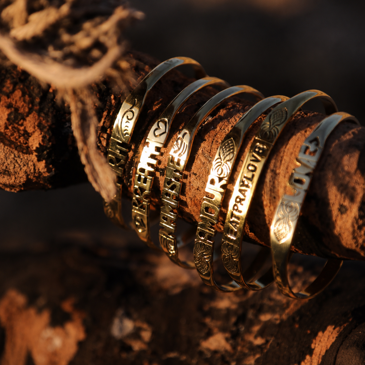BRACELET MOT