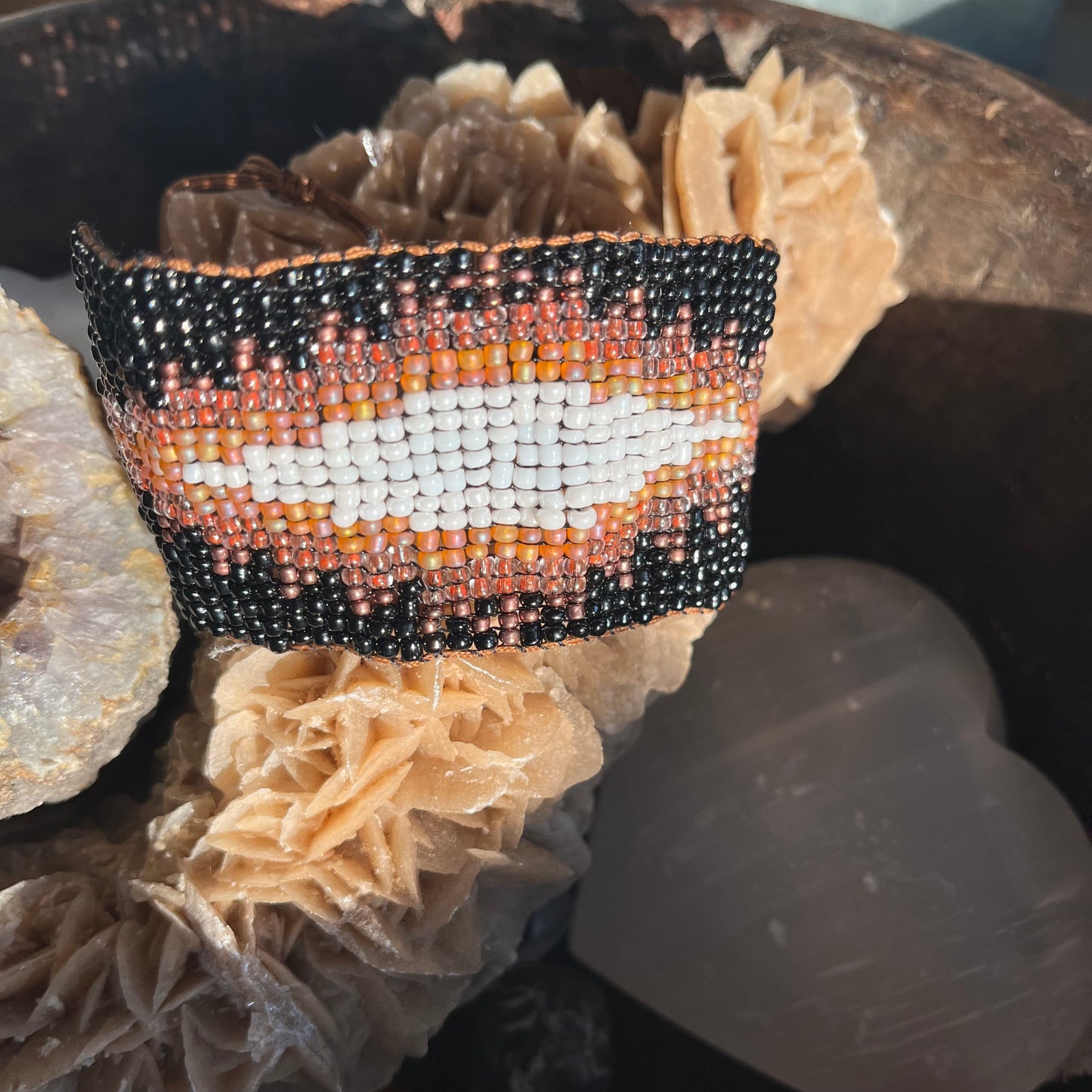 MANCHETTE MIKKI EN PERLES